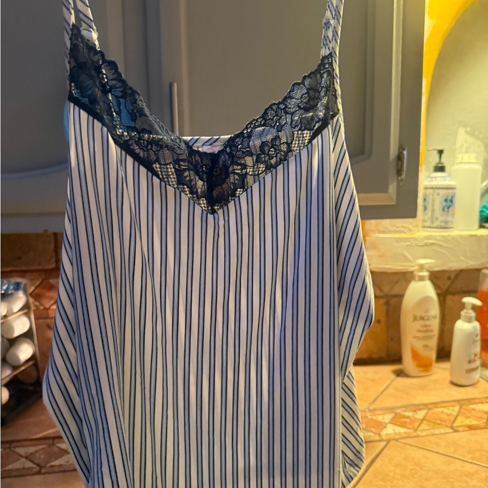 Sleep cami size large